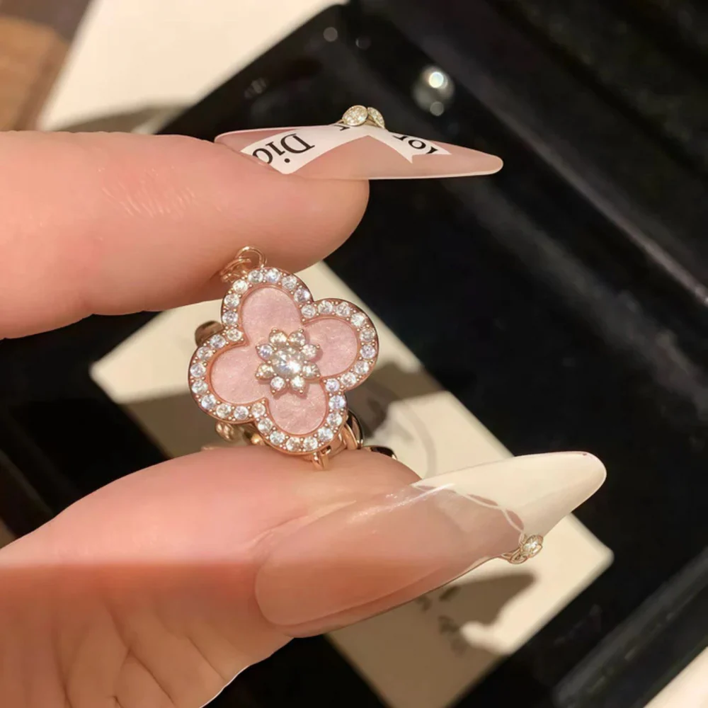 SAKURA BRACELET